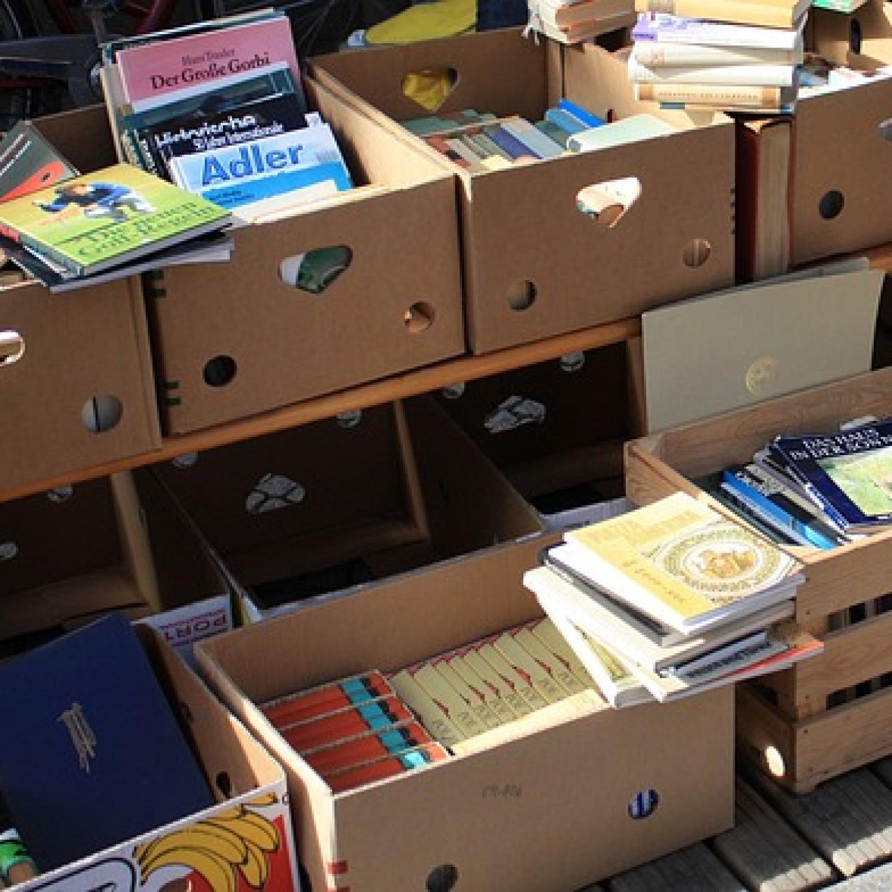 Bücherflohmarkt